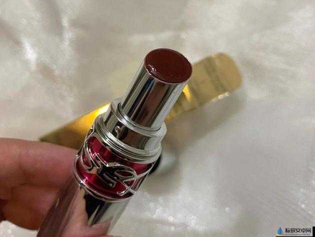 Ysl 水蜜桃：甜蜜诱惑新体验