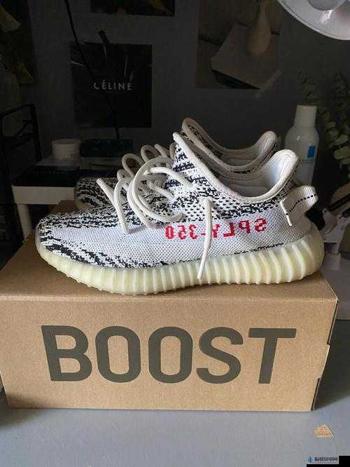 yeezy380 蜜桃粉和白色直播时被房管警告-直接道的背后